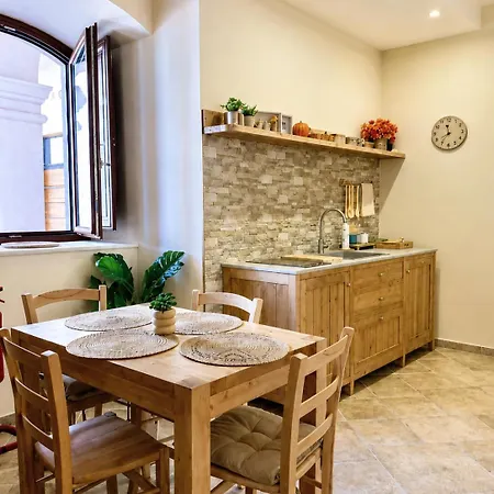 Bed & Breakfast Via San Martino 3*